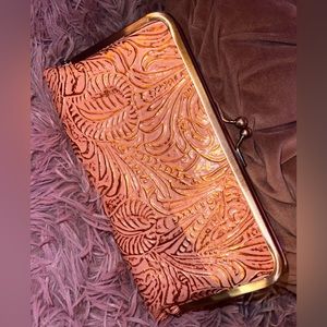 PATRICIA NASH  “EVERLY “  Wallet